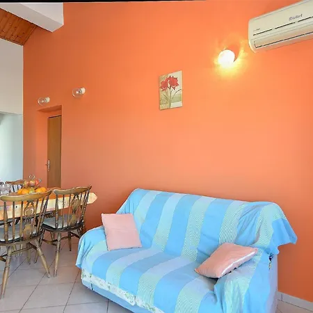 Fuer 4 Personen Ca 50 Qm In Peroj, Istrien Istrische Riviera Apartment Peroj