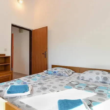 Fuer 4 Personen Ca 50 Qm In Peroj, Istrien Istrische Riviera Peroj